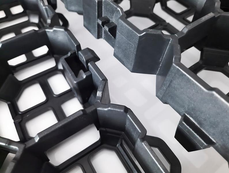 Votec gr&aelig;sarmeringsflise 570x380x40mm. PP/PE. - Sort