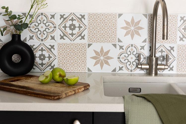 D-C-fix selvkl&aelig;bende fliser til v&aelig;g - Alia olive