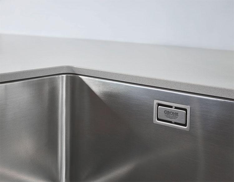 Grohe K700U k&oslash;kkenvask i rustfrit st&aring;l m/skyllesk&aring;l